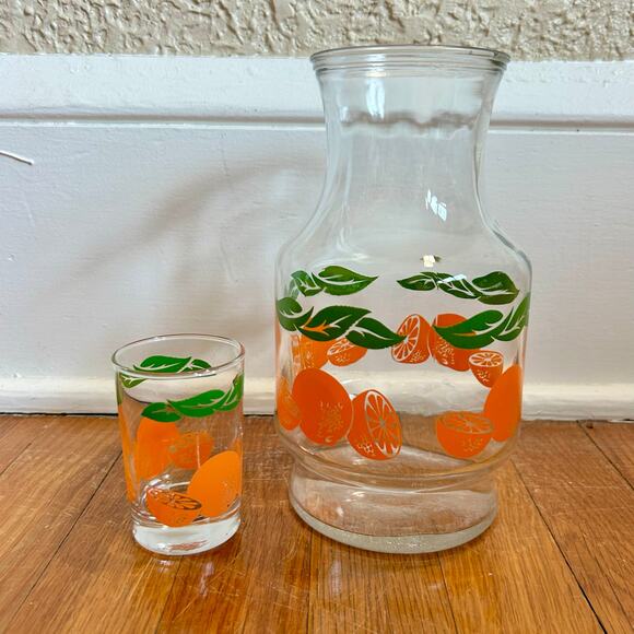 Vintage Anchor Hocking Orange Leaf Pattern, Carafe and Juice Glass set of 2 - Picture 3 of 8